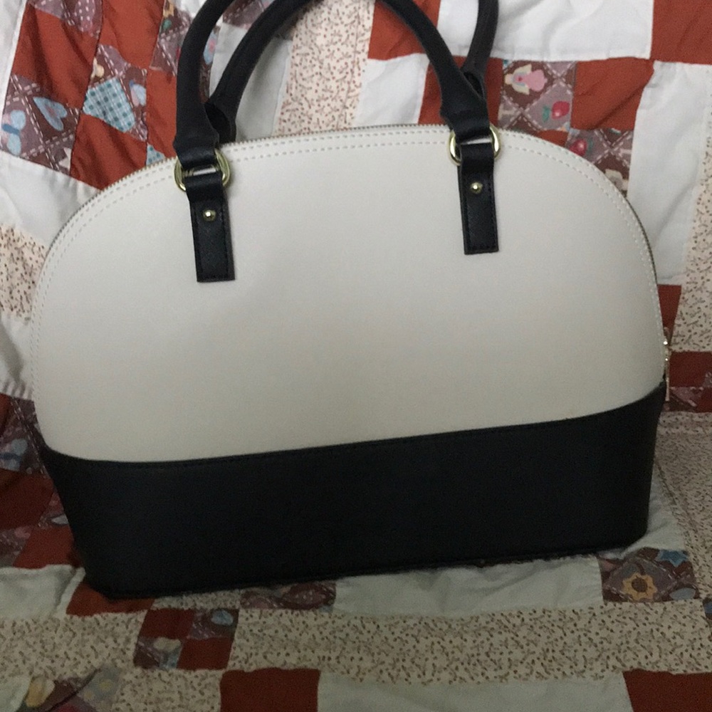 Anne Klein Large Structured Tote Bag - Picture 4 of 6